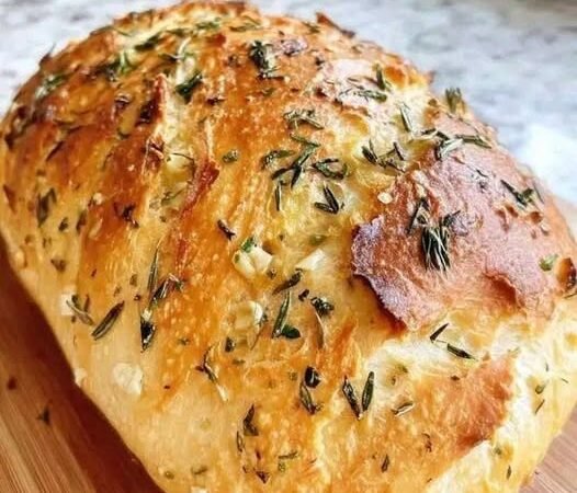 Garlic No-Knead Bread”
